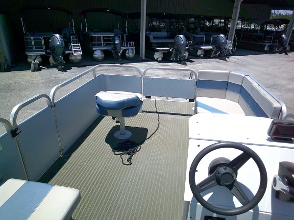 Used 2022 Playcraft Laker 14' Minitoon. Power Boat for sale 2022 Playcraft Laker 14' Minitoon. for sale in INVERNESS, FL