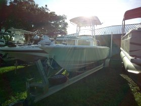 2017 Sportsman Masters 227 for sale at APOPKA MARINE in INVERNESS, FL