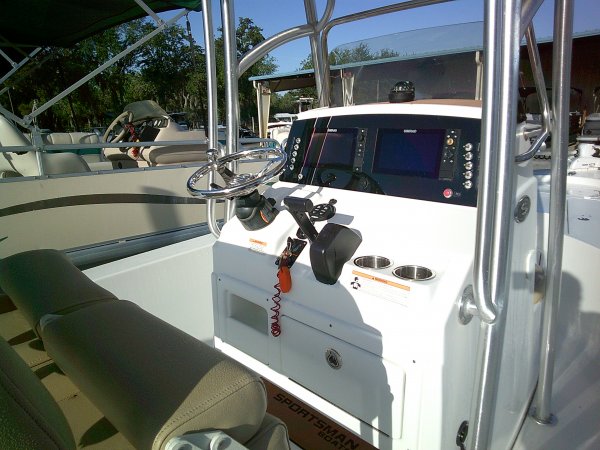 Pre-Owned 2017 Sportsman  Boat for sale 2017 Sportsman Masters 227 for sale in INVERNESS, FL