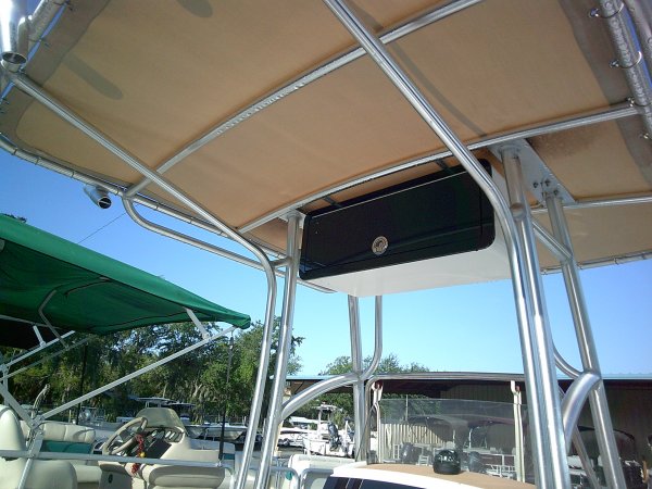 Pre-Owned 2017  powered  Boat for sale 2017 Sportsman Masters 227 for sale in INVERNESS, FL