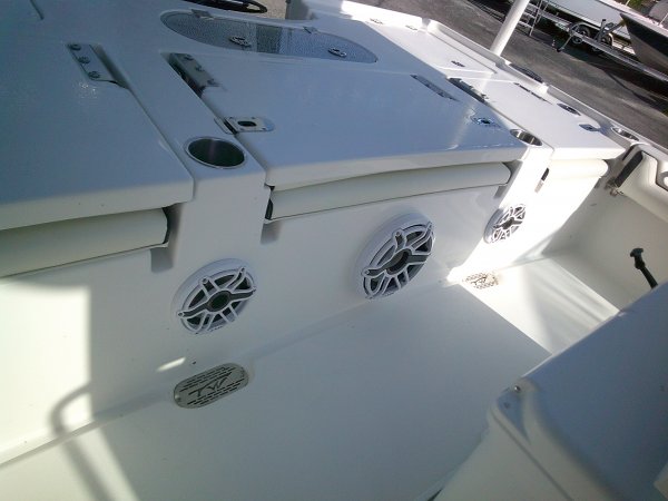 Upgrade Stereo 2027 Tidewater 2500CB for sale in INVERNESS, FL