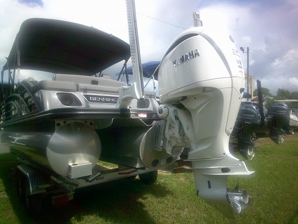 Pre-Owned 2024 Bennington Power Boat for sale 2024 Bennington 23RSB Swingback Tritoon for sale in INVERNESS, FL