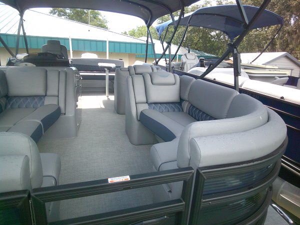 Pre-Owned 2024 Bennington Power Boat for sale 2024 Bennington 23RSB Swingback Tritoon for sale in INVERNESS, FL