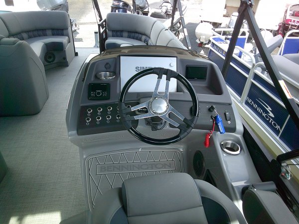 Pre-Owned 2024 Bennington for sale 2024 Bennington 23RSB Swingback Tritoon for sale in INVERNESS, FL