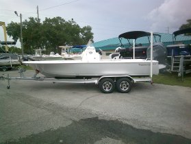 2027 Tidewater 2110 BM Tunnel for sale at APOPKA MARINE in INVERNESS, FL
