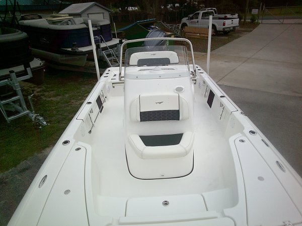 Tidewater 2110 BMT 2027 Tidewater 2110 BM Tunnel for sale in INVERNESS, FL